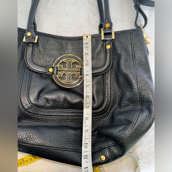 🚨🚨SOLD🚨🚨Tory Burch Hobo Amanda bag - Picture 9 of 12